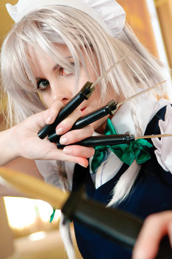 Touhou Project 08: Imperishable Night - It's COSPLAY time!