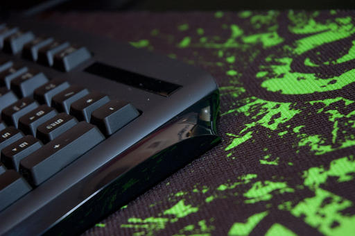 Игровое железо - «Ctrl, Alt, Shift - этого мало!» - обзор Razer Anansi и Razer Naga EPIC