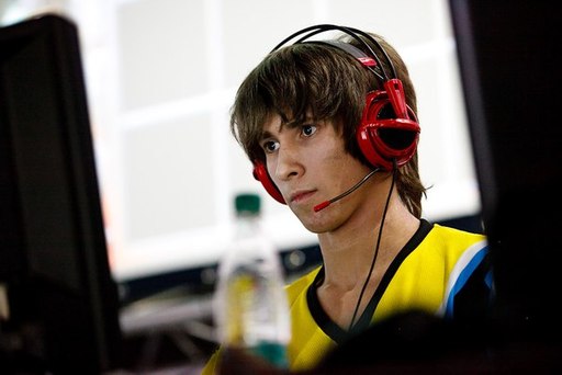 DOTA 2 - Интервью: Dendi и Puppey о стартовом провале на Alienware Cup